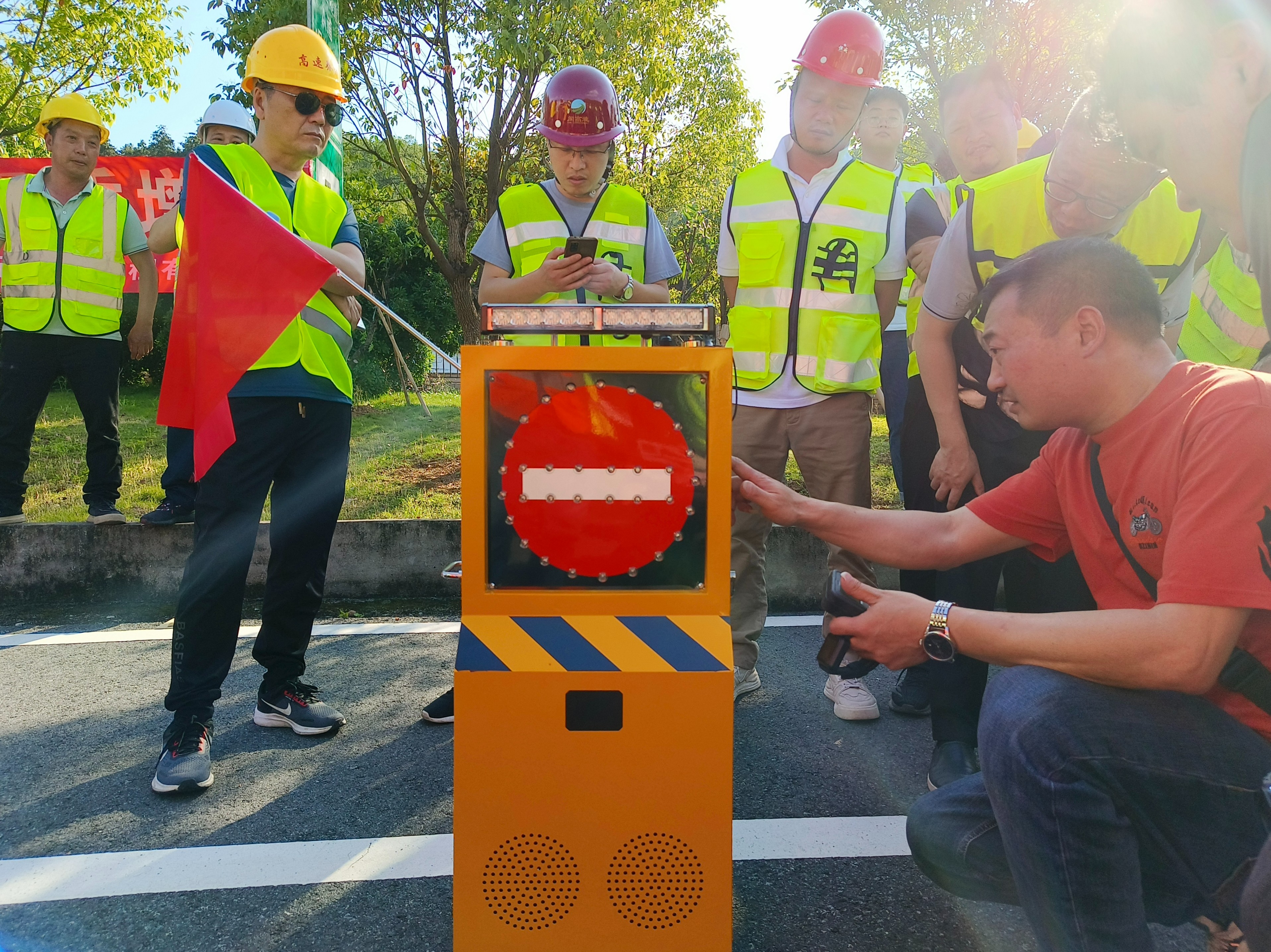 福建高速养护网 -  LEDONG.COM